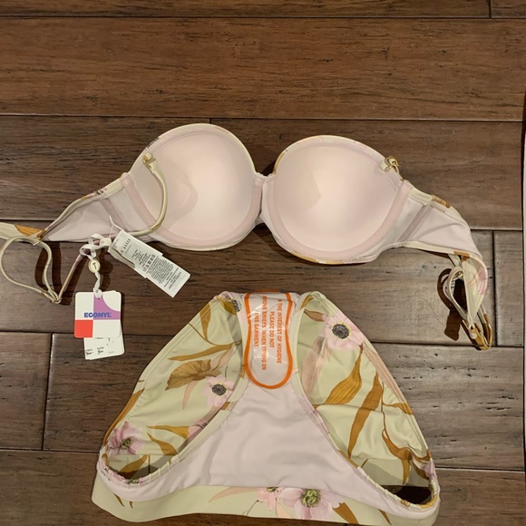Ted Baker bikini top and bottom - Picture 2 of 8